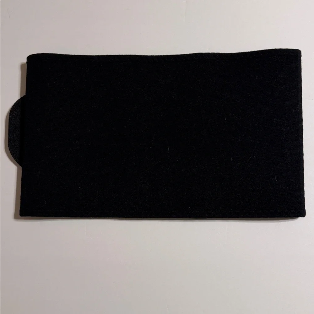 Kiwi Rata Black Waist Trimmer Belt. Size S. Up to 30” NWOT